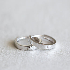 14K White Gold Classic Huggie Hoops